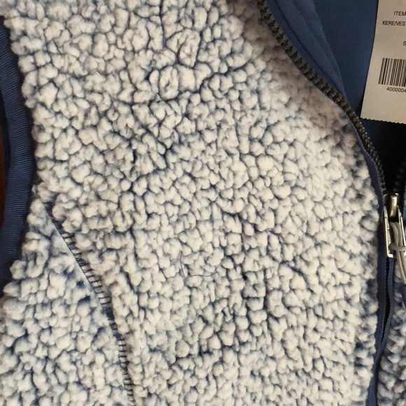 Exclusive Faux Fur Fuzzy Vest in Blue - Picture 3 of 4